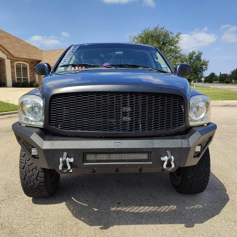 Load image into Gallery viewer, Dodge Ram 1500 Full Width Front Bumper Front Bumper with LED Light Bar for Dodge Ram 1500 BXG6501 7